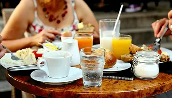 Restaurant and delivery website for Aliments Kitchen