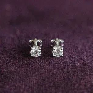 studs earring