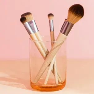 makeup brushes