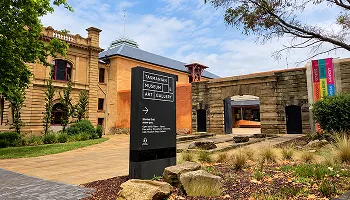 Tasmanian Museum and Art Gallery website by Keyideas